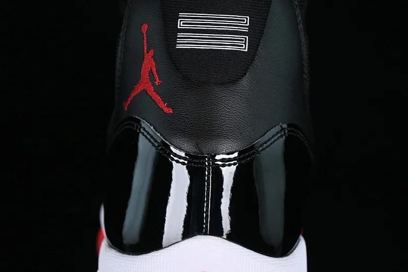 All categories Air Jordan Jordan series basketball shoes Air Jordan 11 OG version Air Jordan 11 "Bred" AJ11 Joe 11 patent leather black and red first year replica high-top basketball shoes 378037-061
